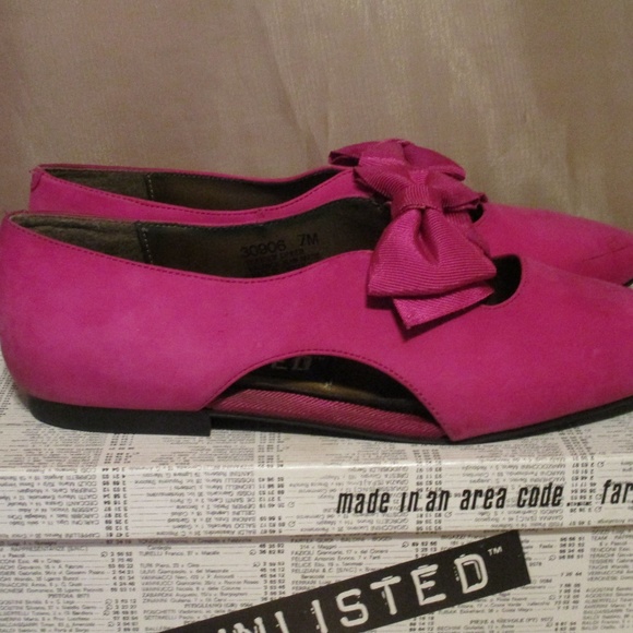 FUCHSIA/PINK SUEDE FLAT - NWOT - Picture 4 of 7